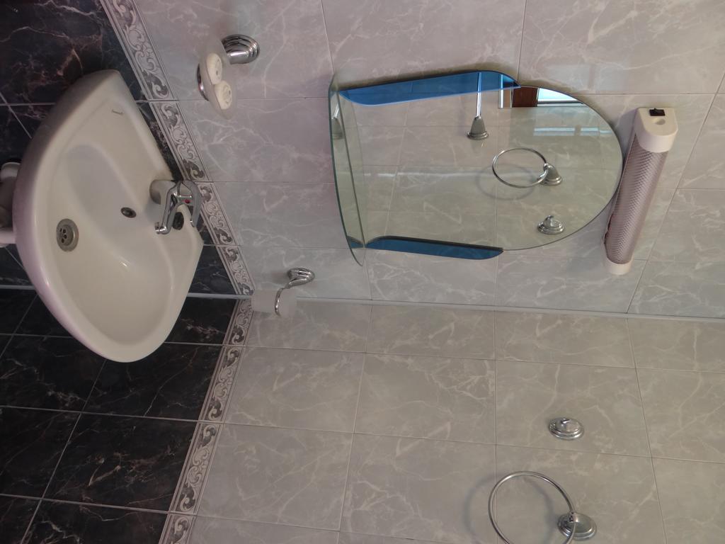 Guest House Lazur Обзор Номер фото