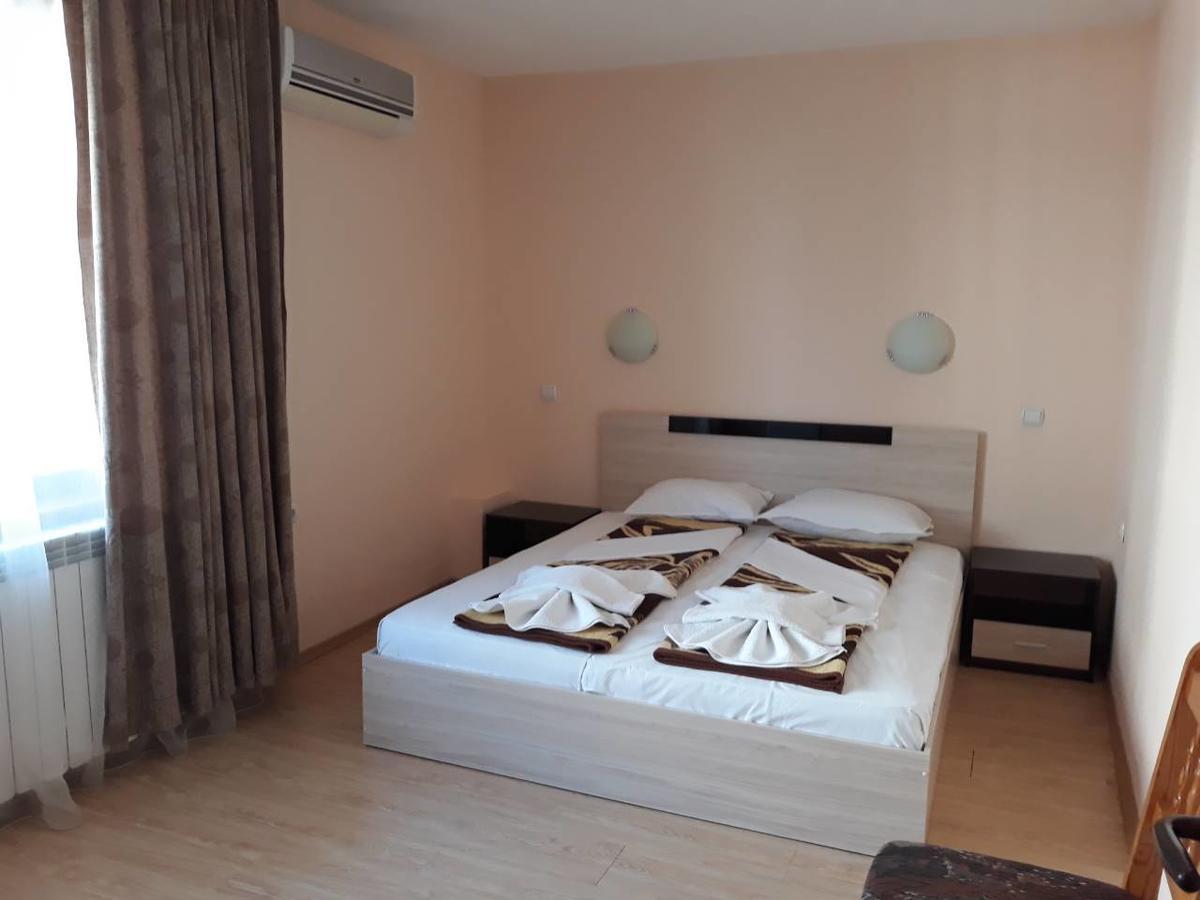 Guest House Lazur Обзор Экстерьер фото